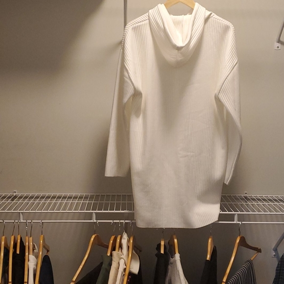 White Ribbed Sweater - Picture 3 of 3